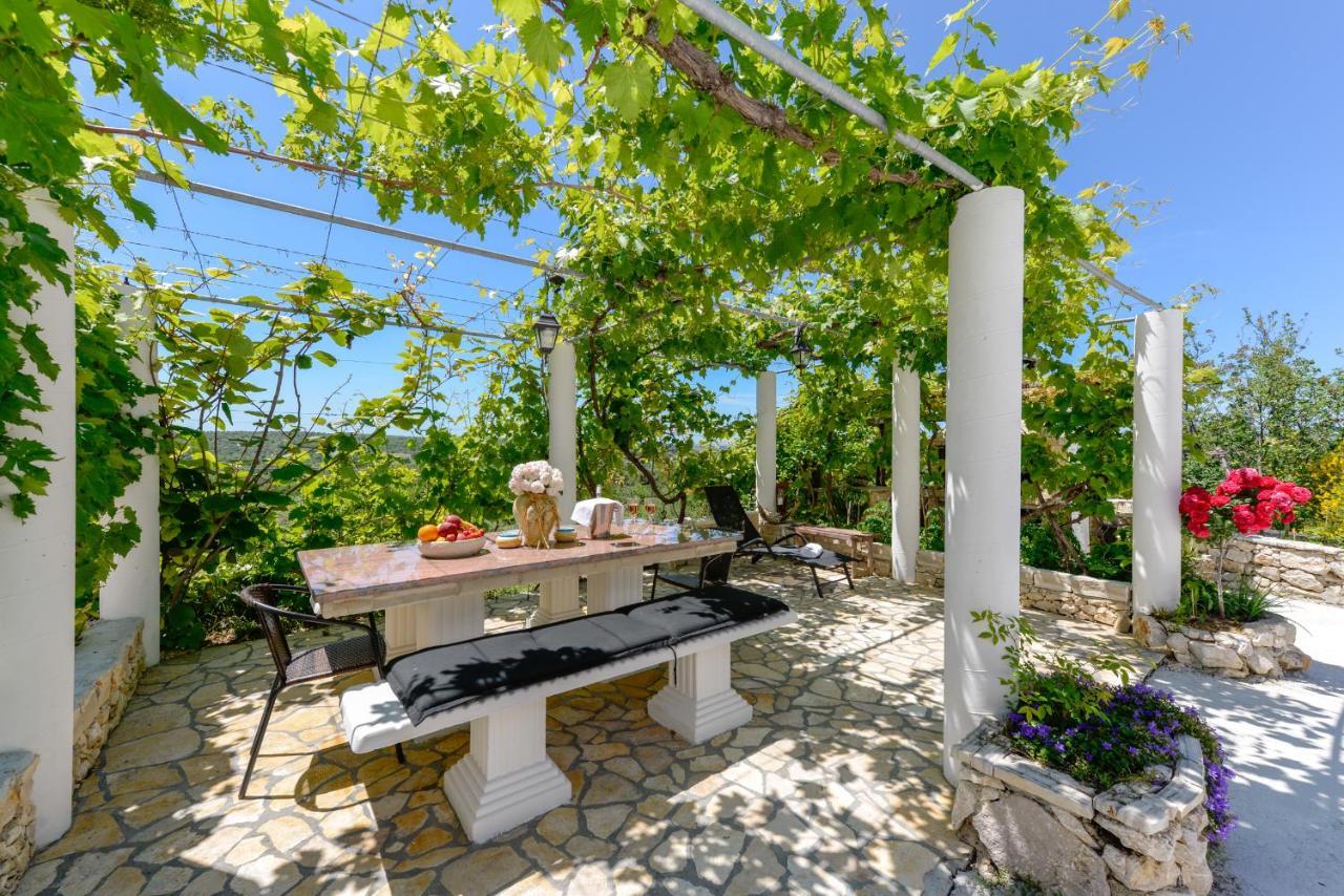 Haus Lilli Mit Pool Apartment Razanac Ngoại thất bức ảnh